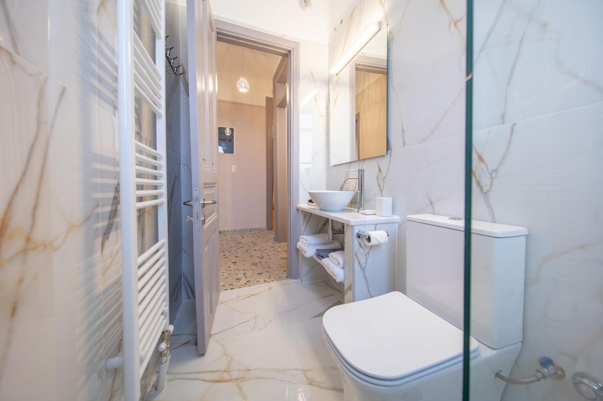 Oikia Tripodon Apartment Athens Ngoại thất bức ảnh