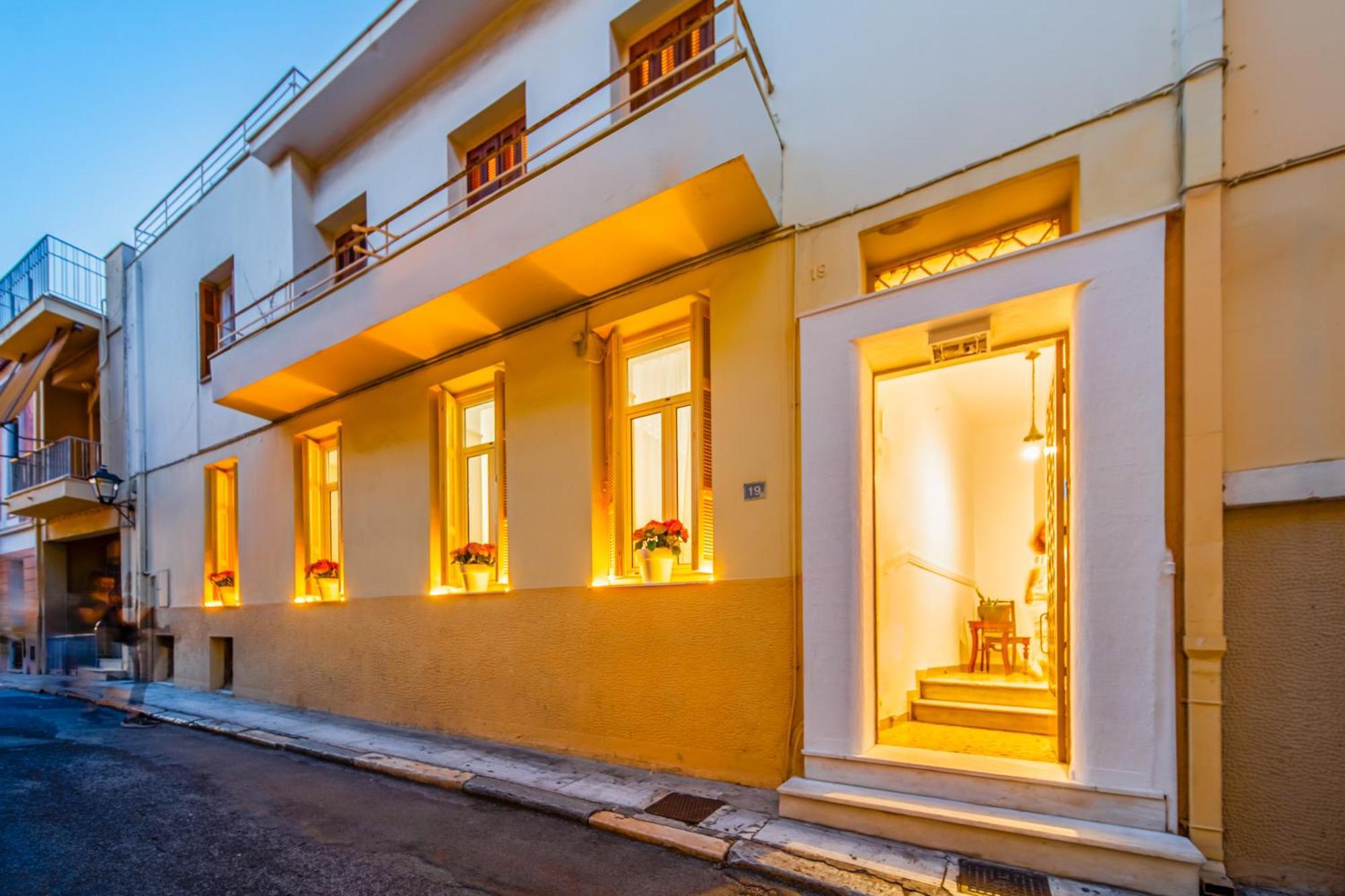 Oikia Tripodon Apartment Athens Ngoại thất bức ảnh