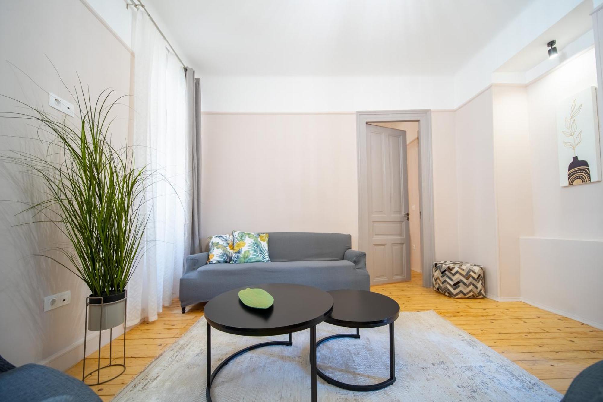 Oikia Tripodon Apartment Athens Ngoại thất bức ảnh